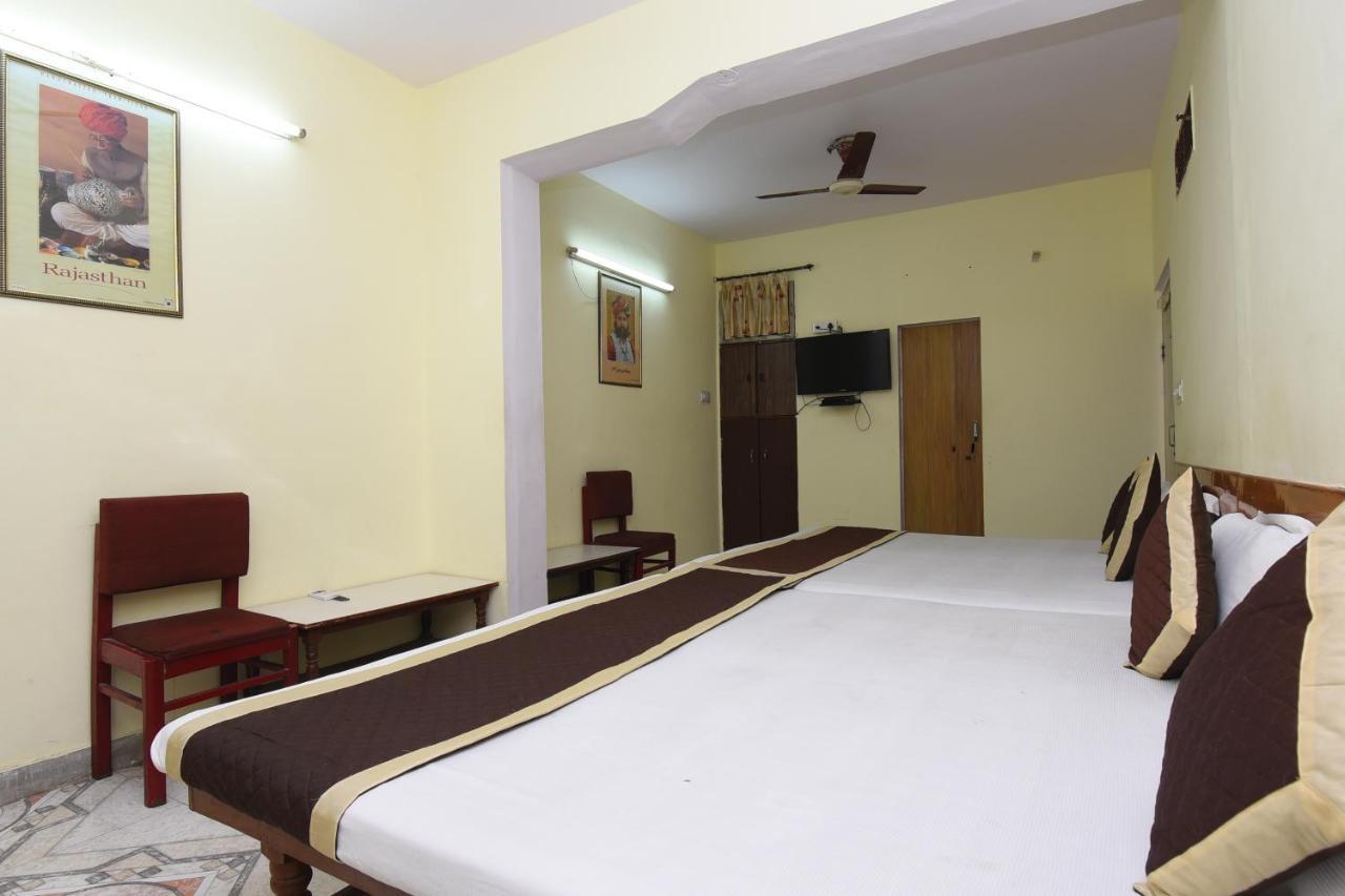 Hotel Jaipur Achrol Exterior photo